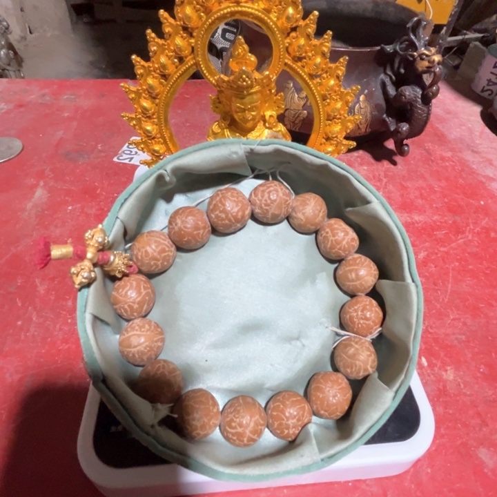 滴血莲花菩提手串