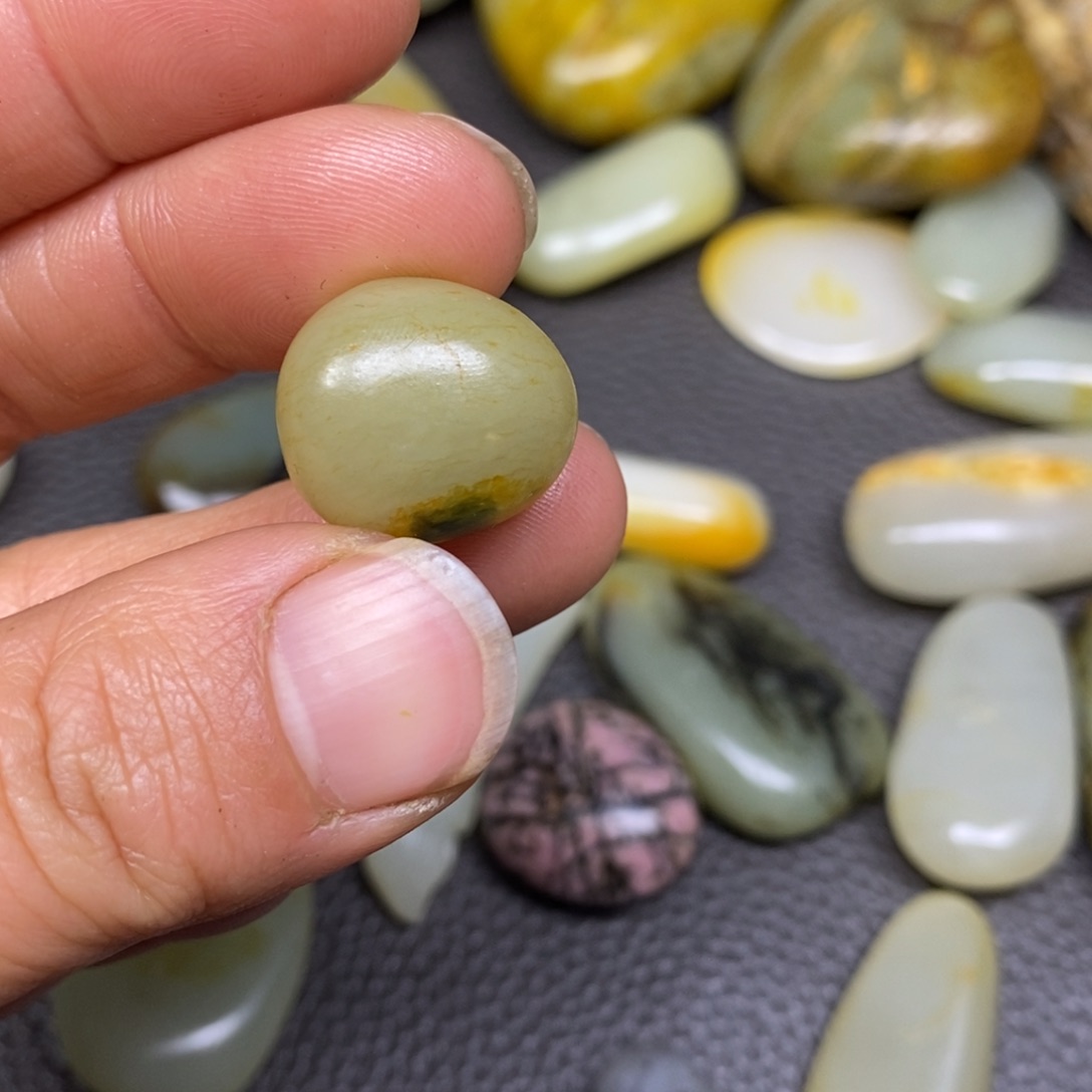 和田玉挂件^_^未镶嵌