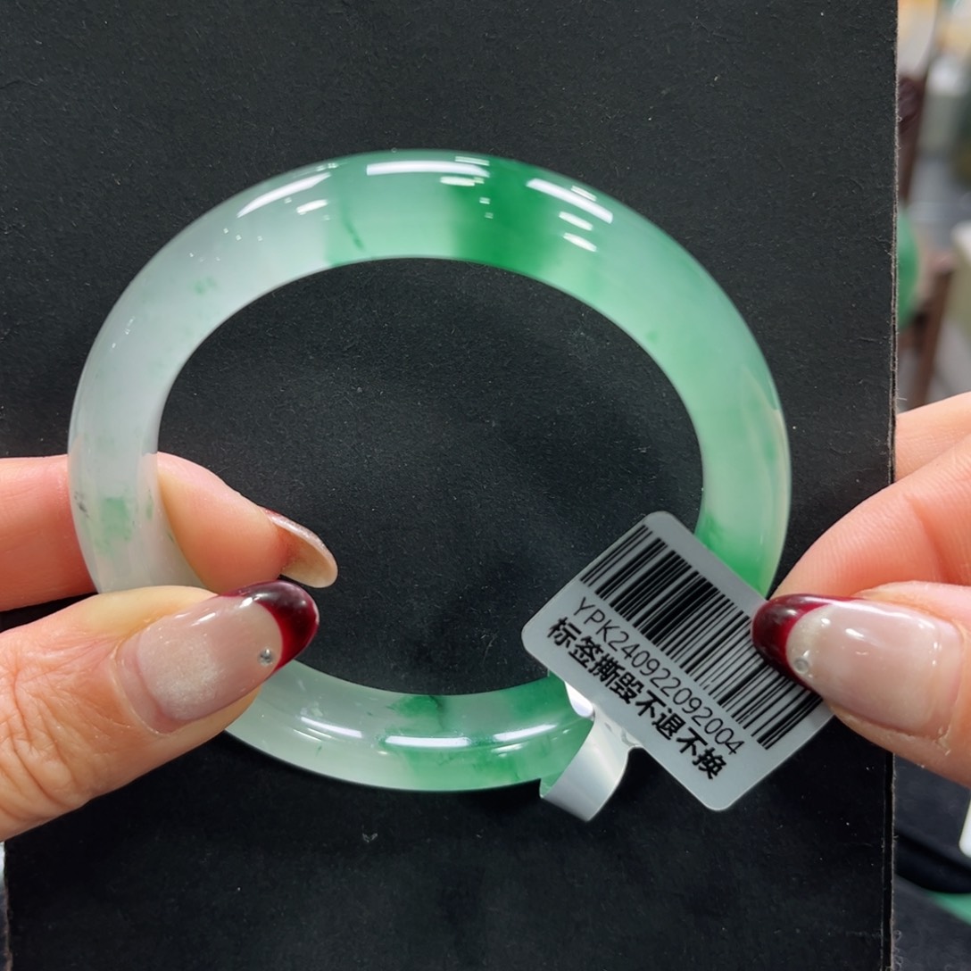 石英质玉手镯未镶嵌➕小玥57