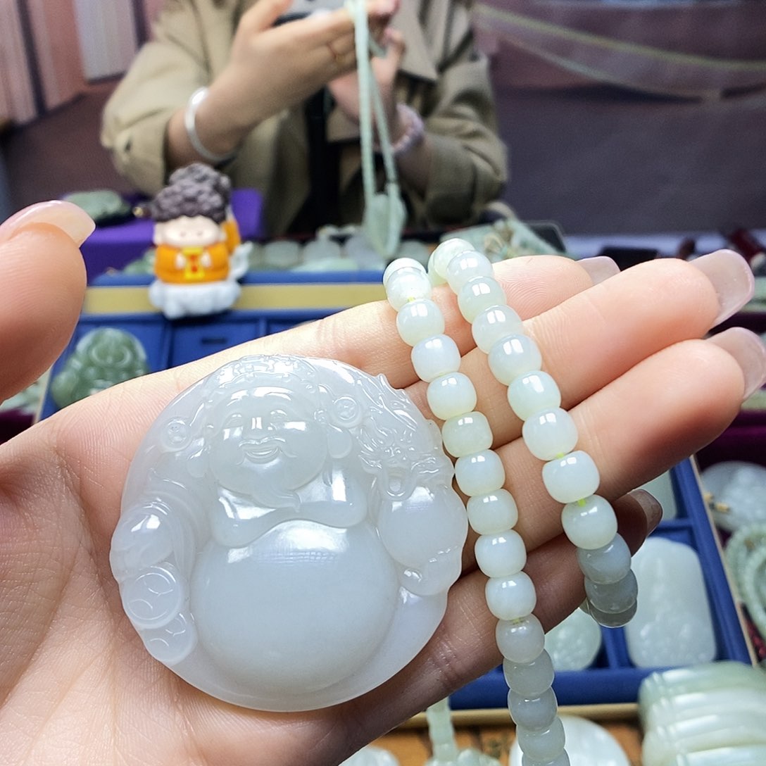 和田玉颈饰未镶嵌逗***货