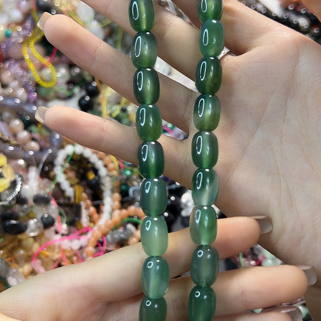 玛瑙/玉髓合金珠宝半成品菠菜绿玛瑙一条