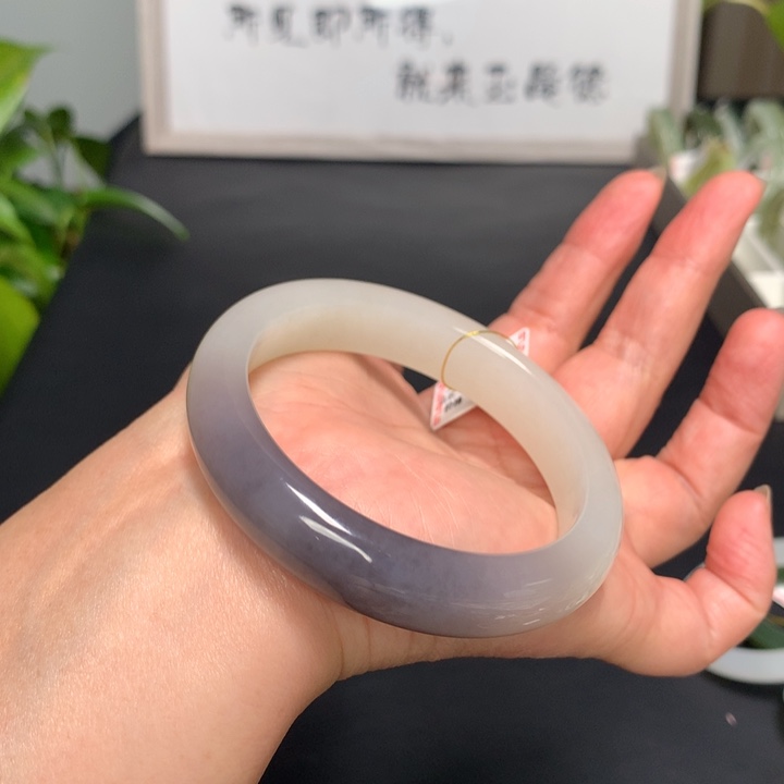 和田玉手镯未镶嵌57