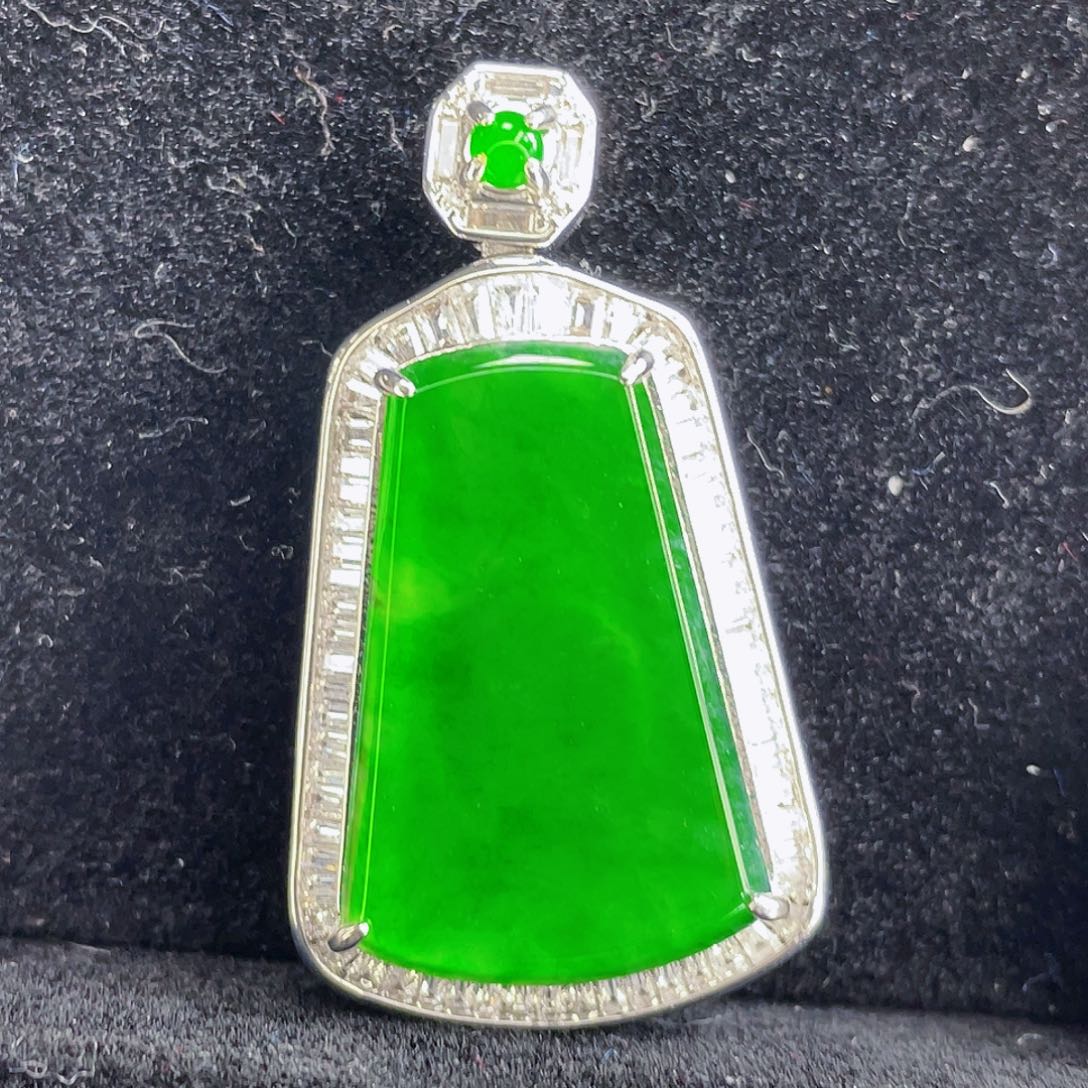 翡翠吊坠(不含链)未镶嵌