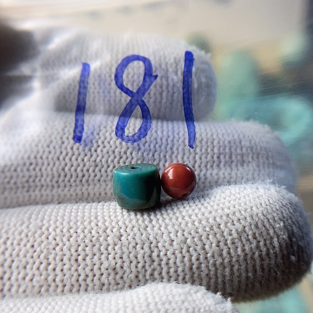 南红玛瑙未镶嵌珠宝奇石