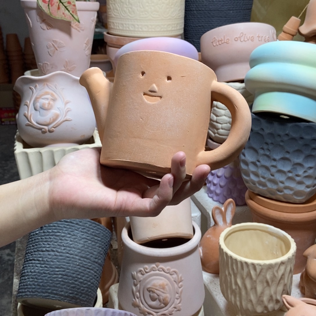 17×10手工笑脸水壶花盆 粗陶1个