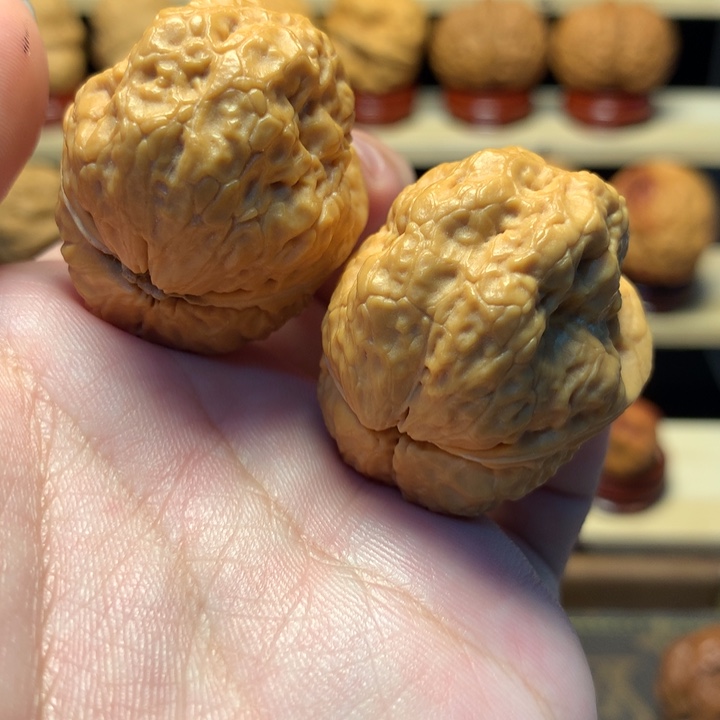 把件文玩核桃36青蛙王子