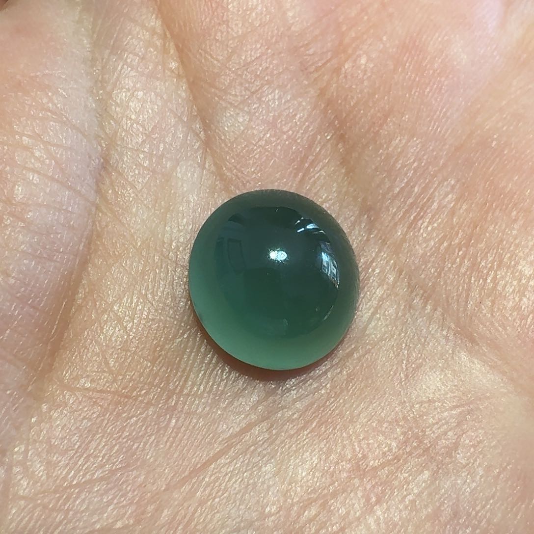 翡翠颈饰未镶嵌蛋面