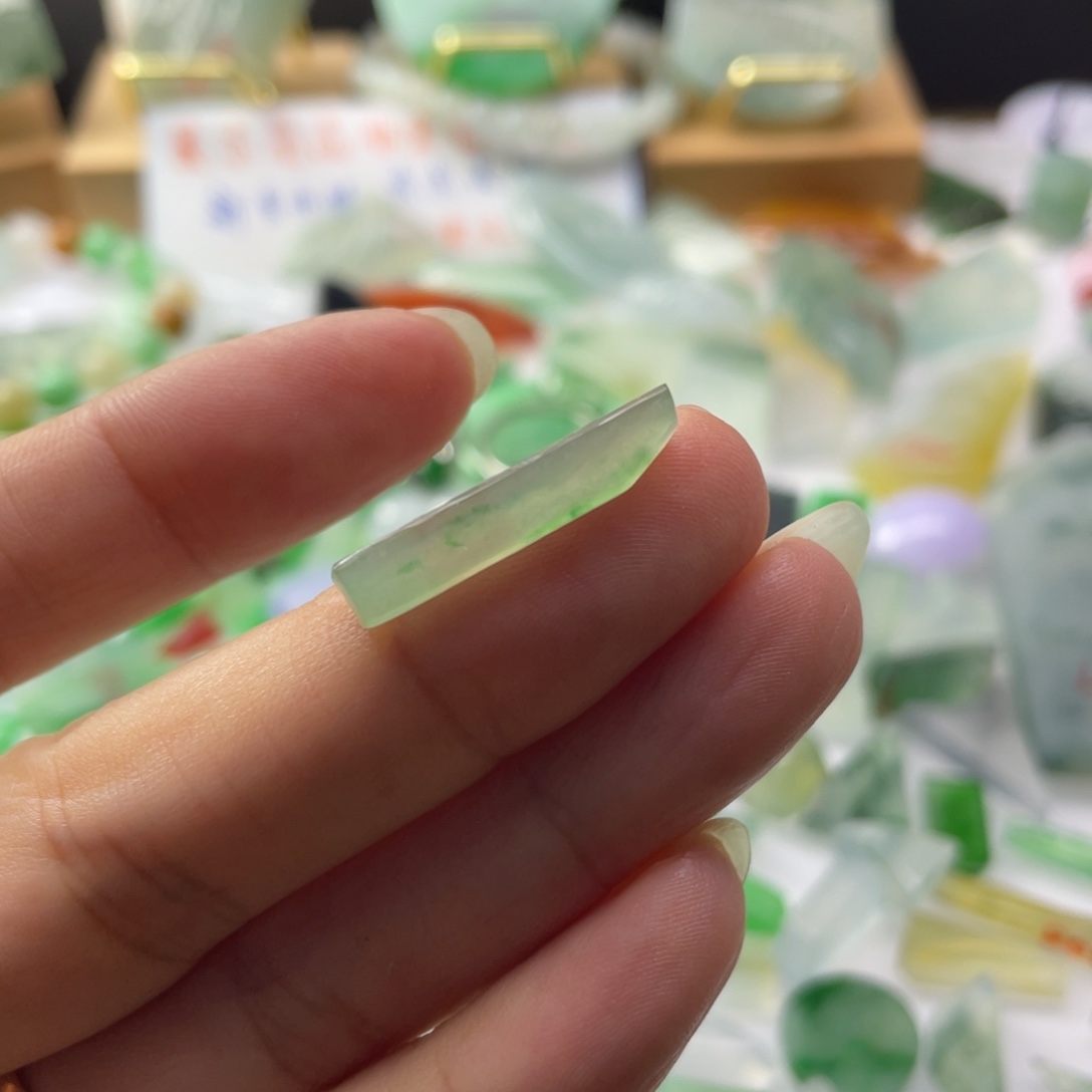 定制翡翠未镶嵌天然缅甸翡翠