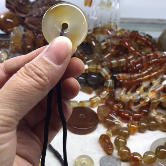 玛瑙/玉髓手链未镶嵌●****体