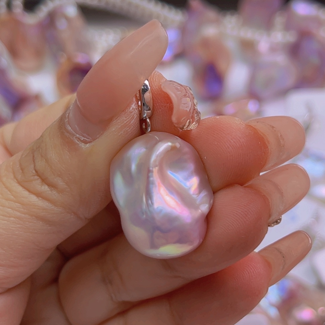 淡水珍珠吊坠(赠链)未镶嵌