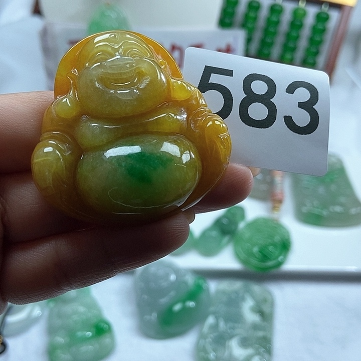 翡翠未镶嵌吊坠(赠链)