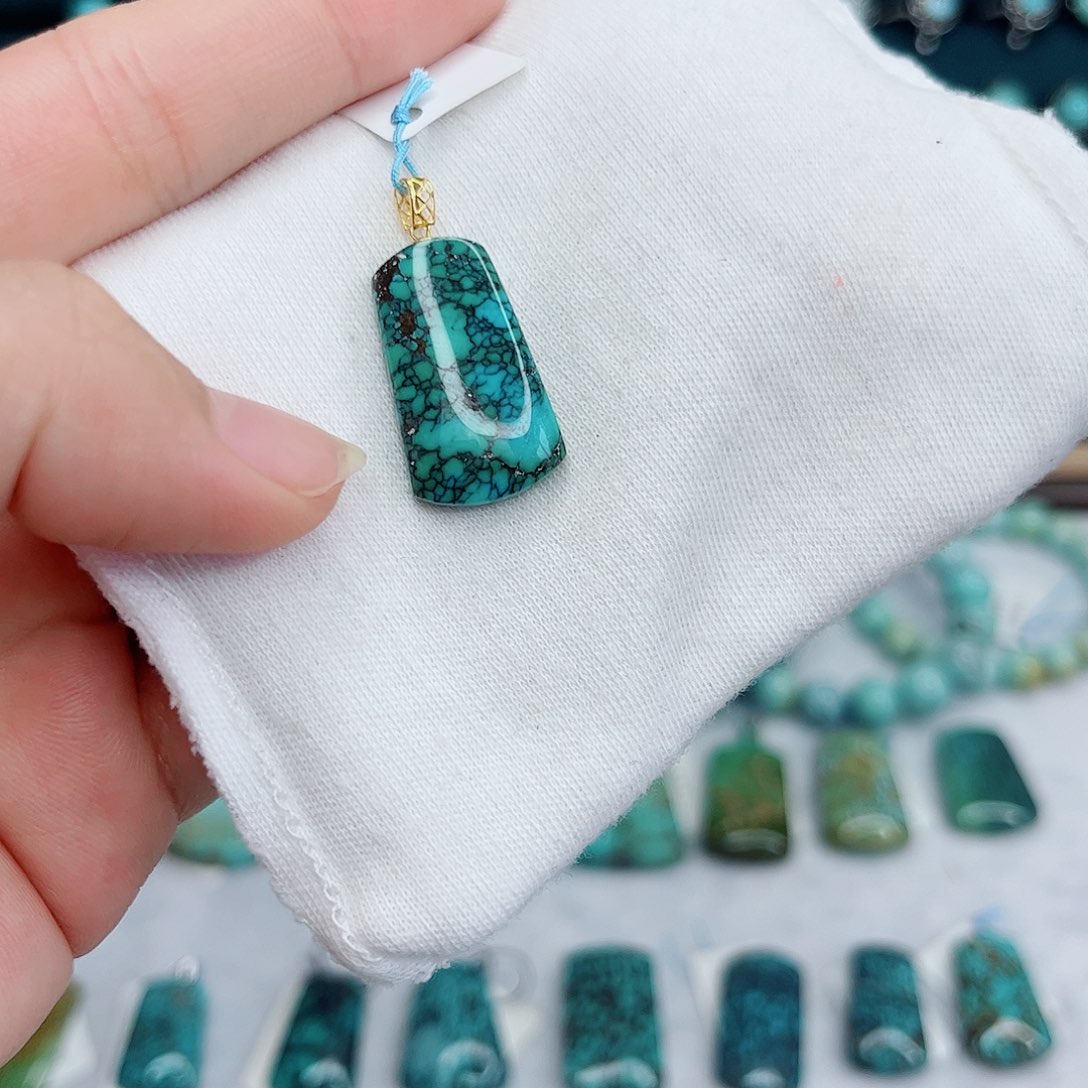 绿松石未镶嵌绿松石