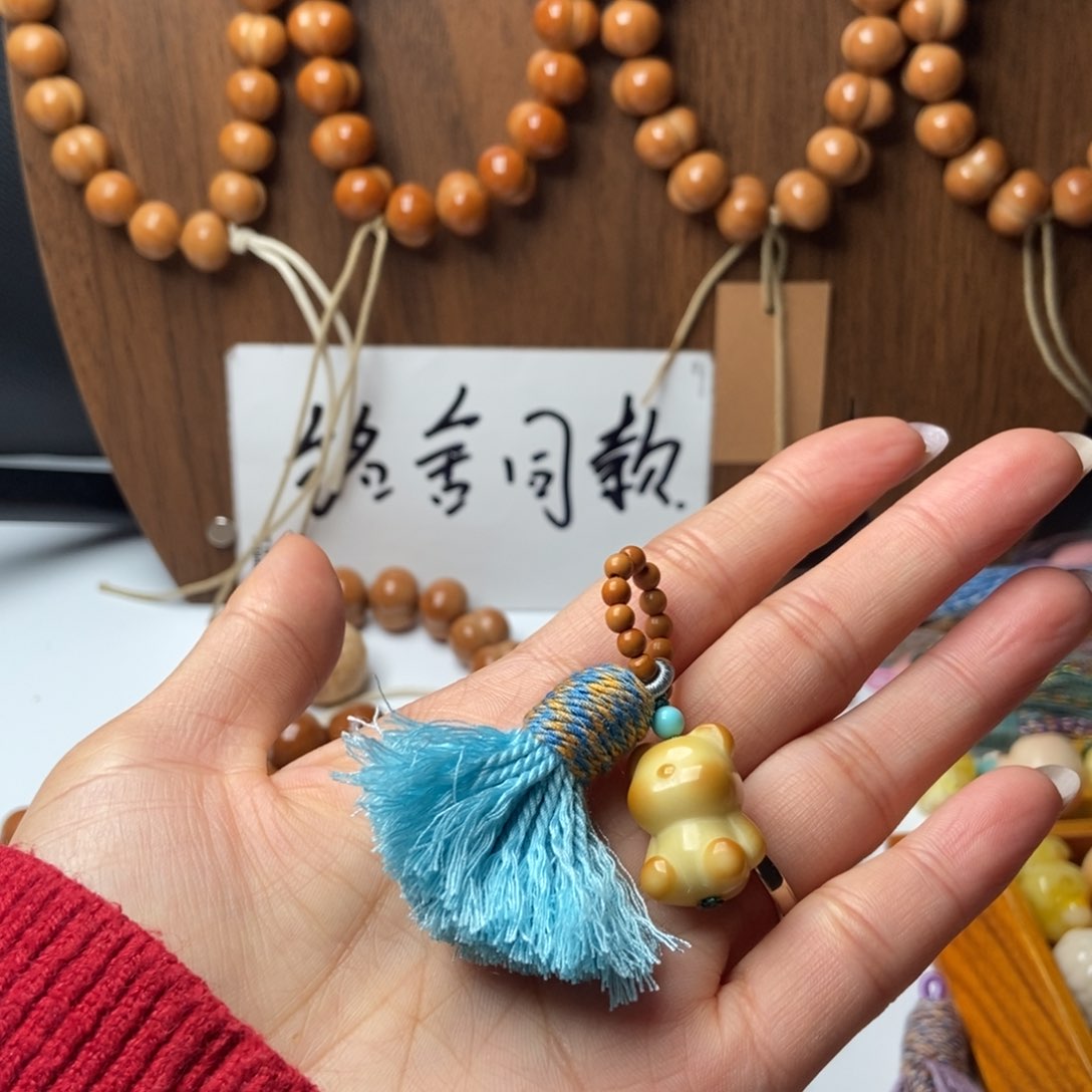 手串猴头核桃L****s