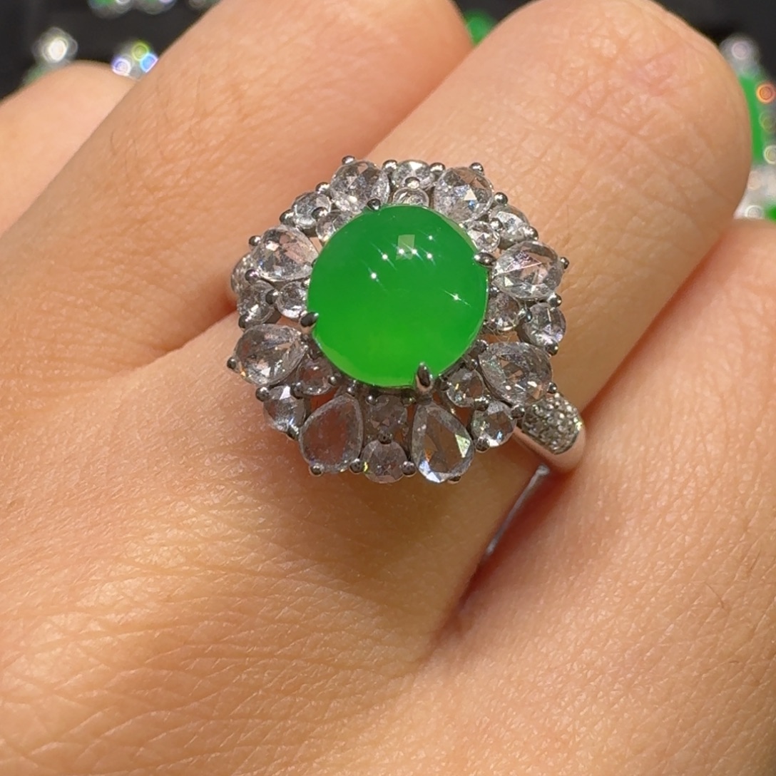 翡翠18K金镶嵌戒指收到货48小时鉴赏期