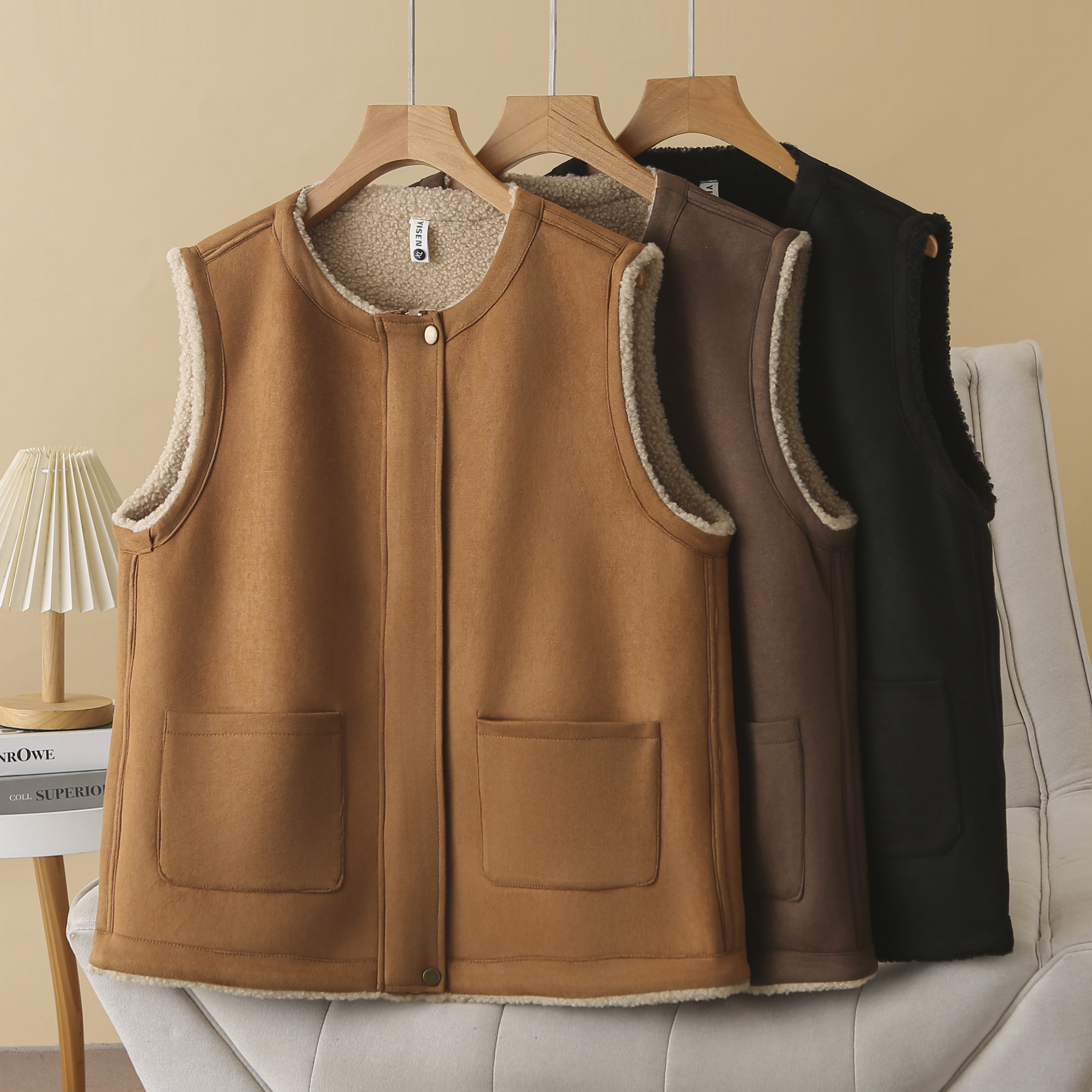 100-200斤大码女装胖mm秋冬新款韩版设计感保暖无袖坎肩马甲