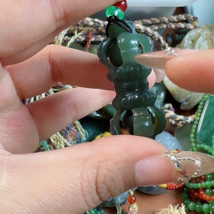 和田玉挂件未镶嵌