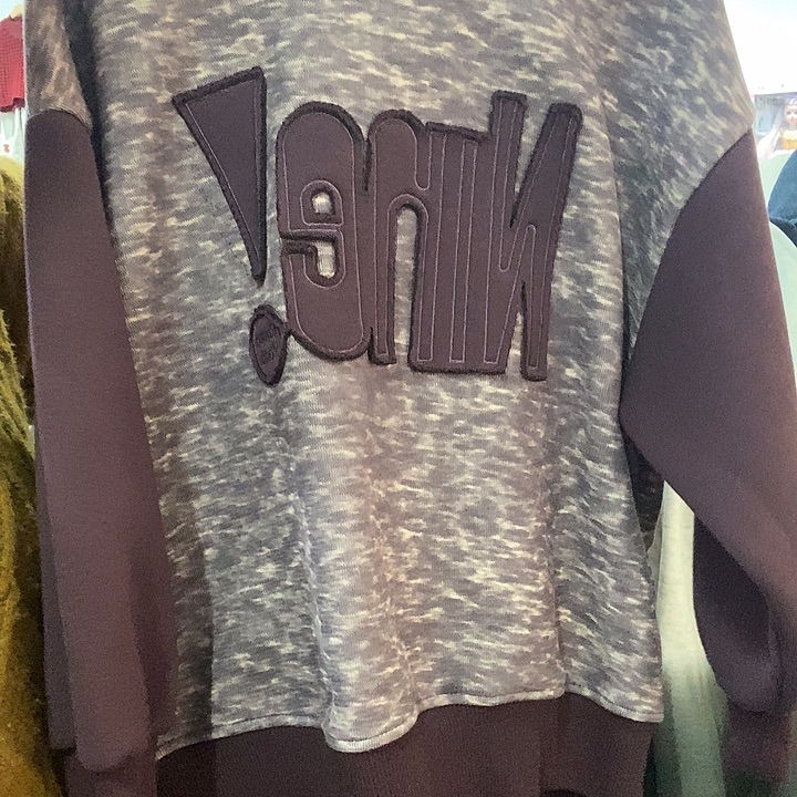 补差价紫色卫衣130码