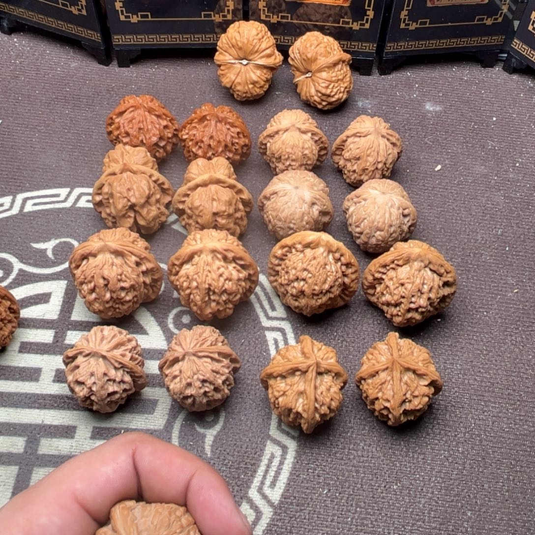 到***.文玩核桃吊坠铁锤111111111