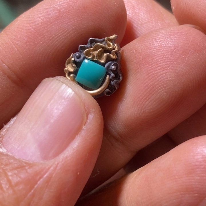 绿松石配饰未镶嵌