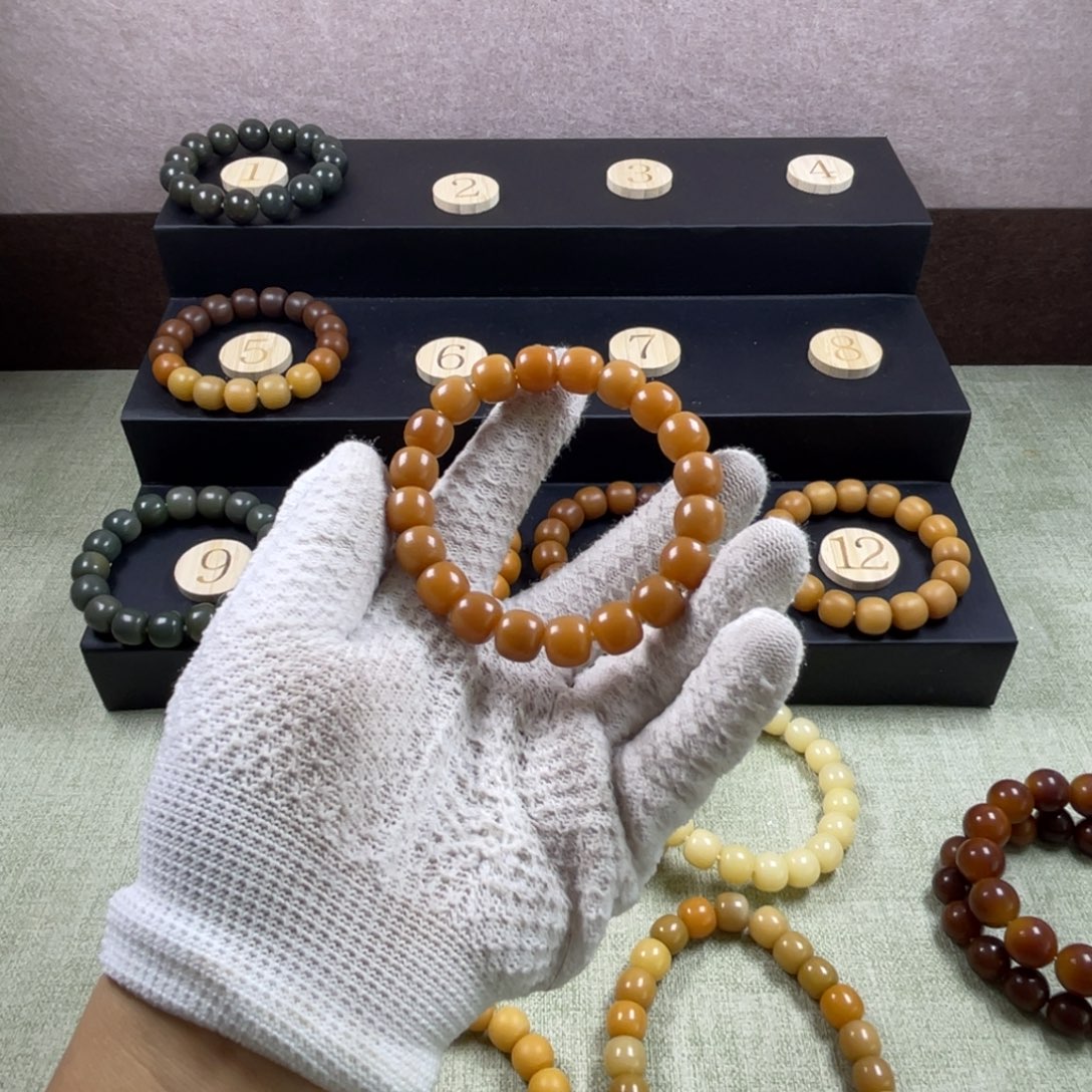 凡***凡菩提根/象牙果手串