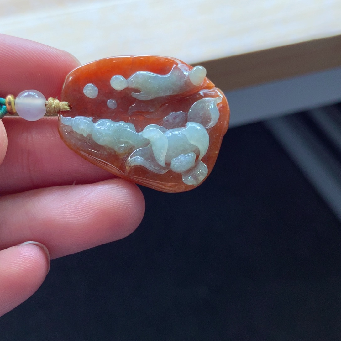 翡翠颈饰未镶嵌吊坠