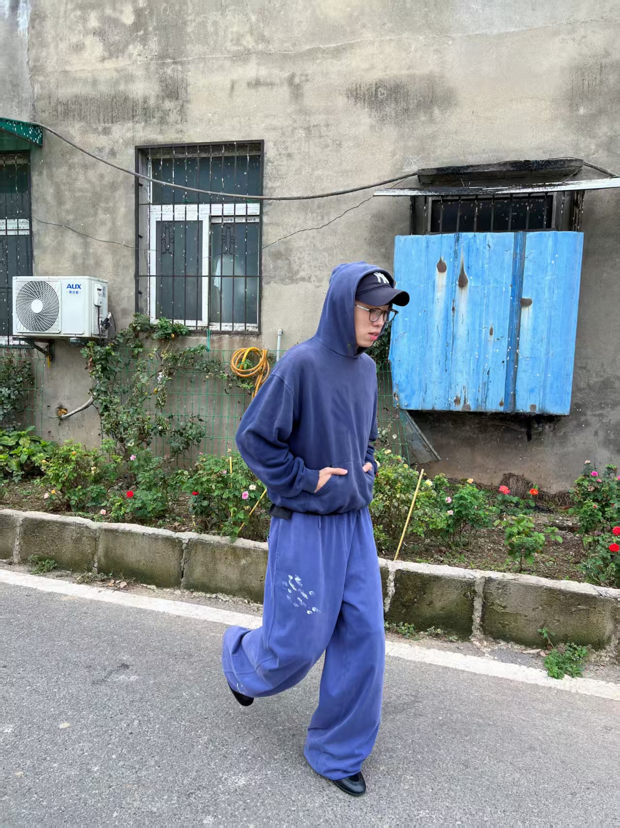 practical泼墨收口堆叠不拖地法蓝褪色水洗自然做旧卫裤