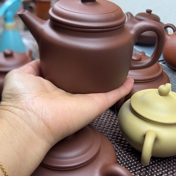 茶壶紫砂马*跑半手工制作