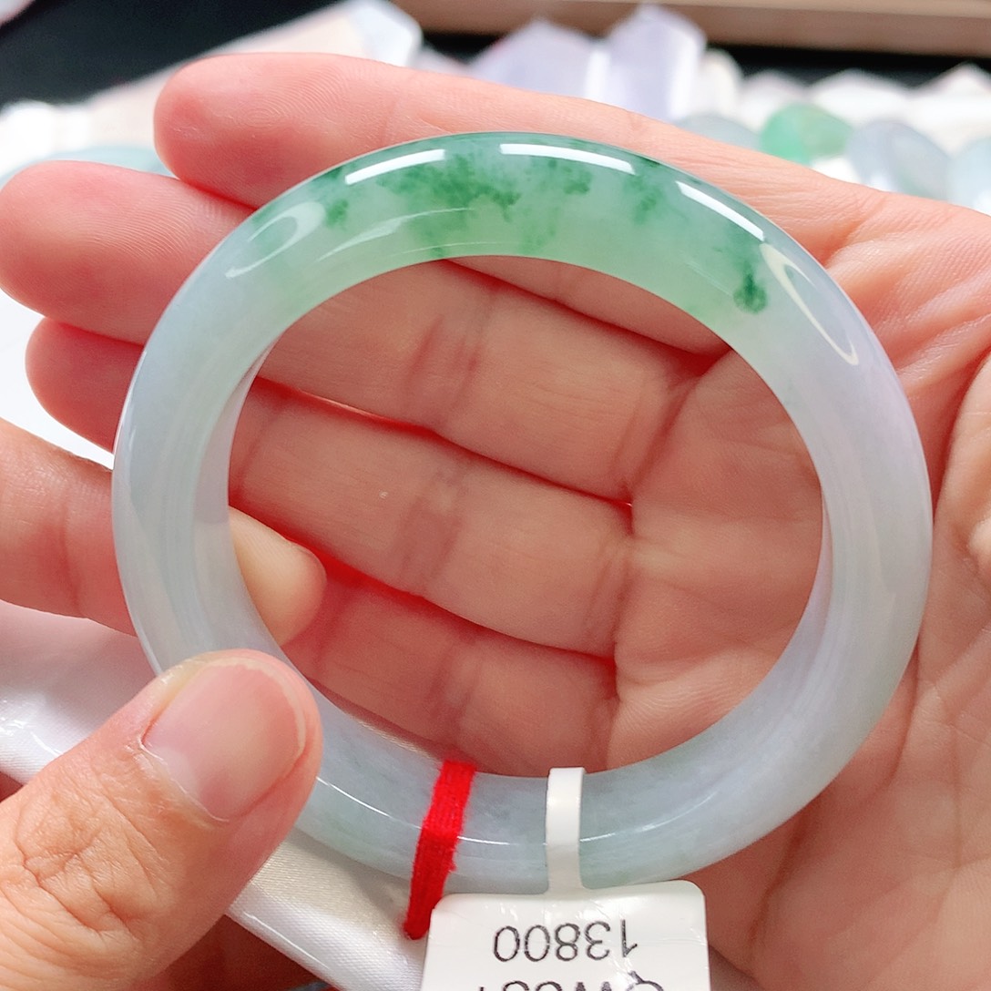 翡翠手镯未镶嵌56正