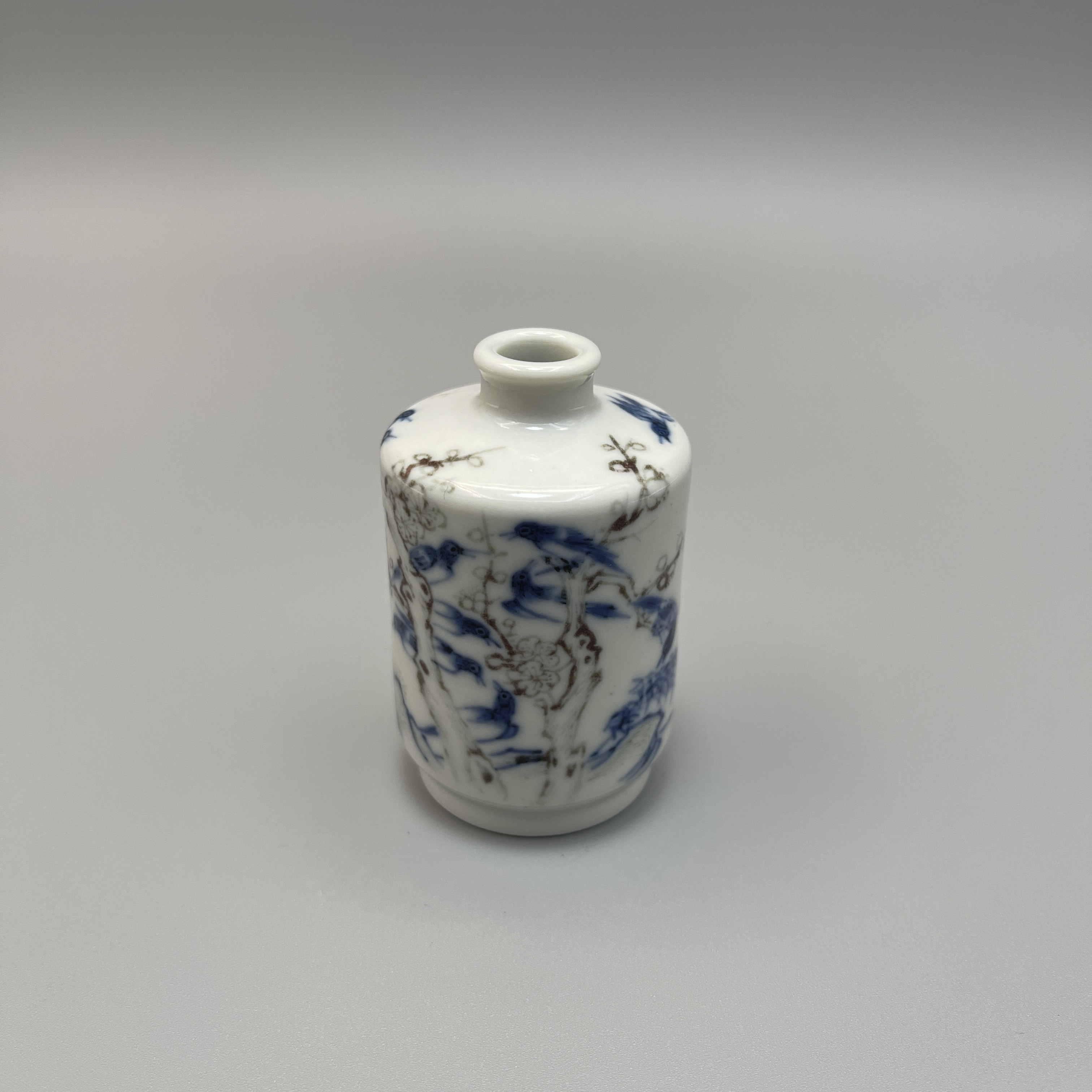 青花釉里红喜上眉梢鼻烟壶H8595