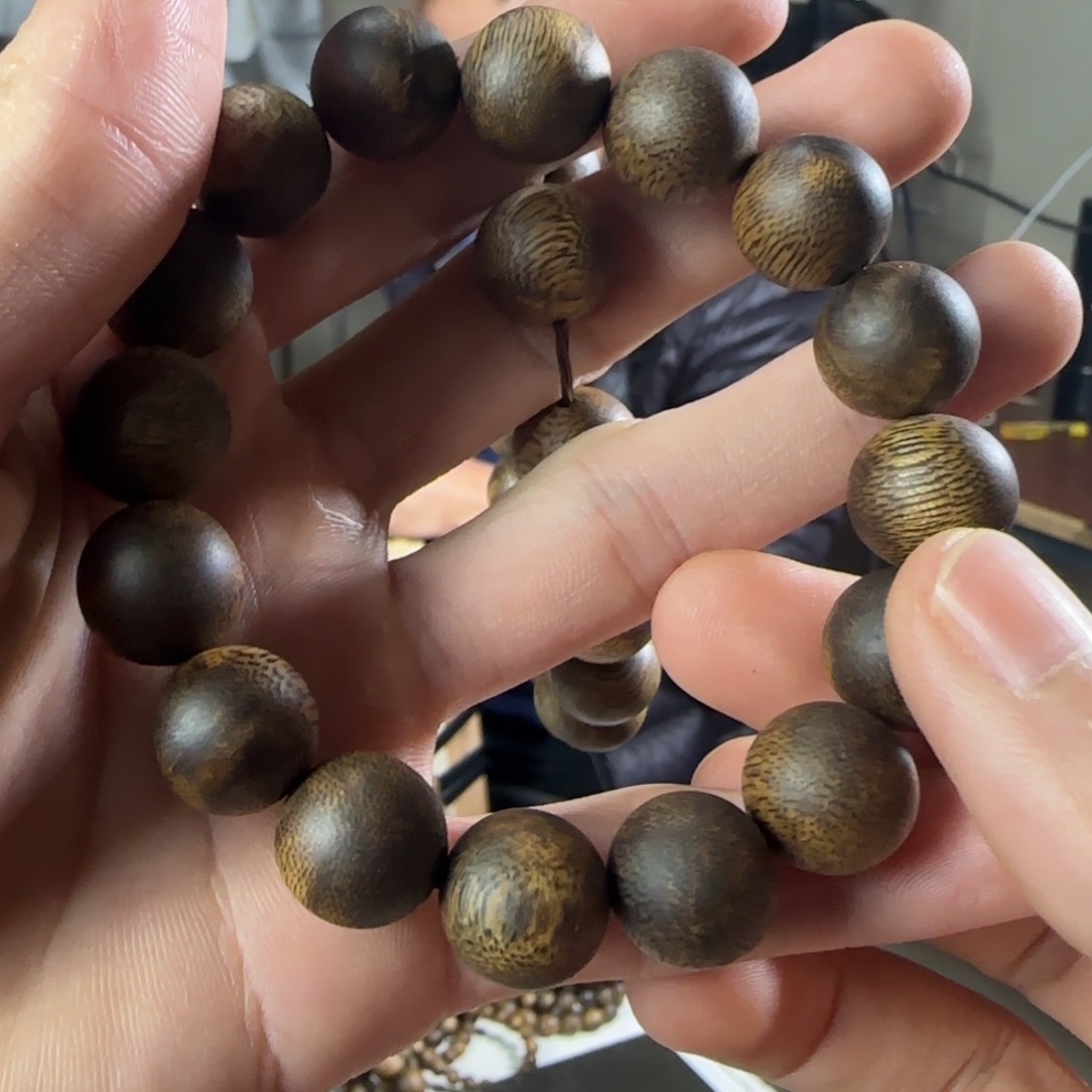 奇楠沉香手串卡1.4加1个珠子15g+