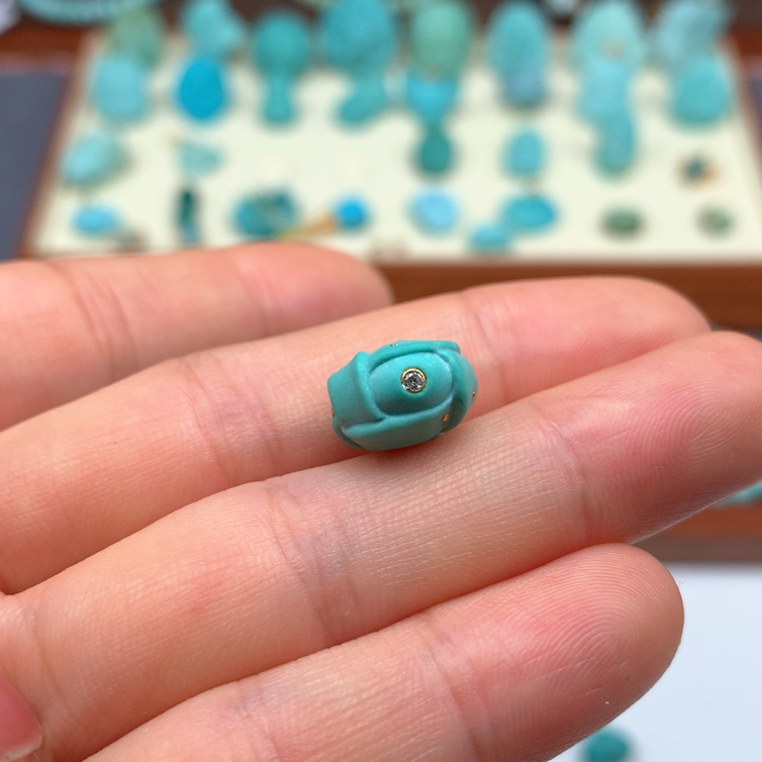 安****绿松石未镶嵌绿松石