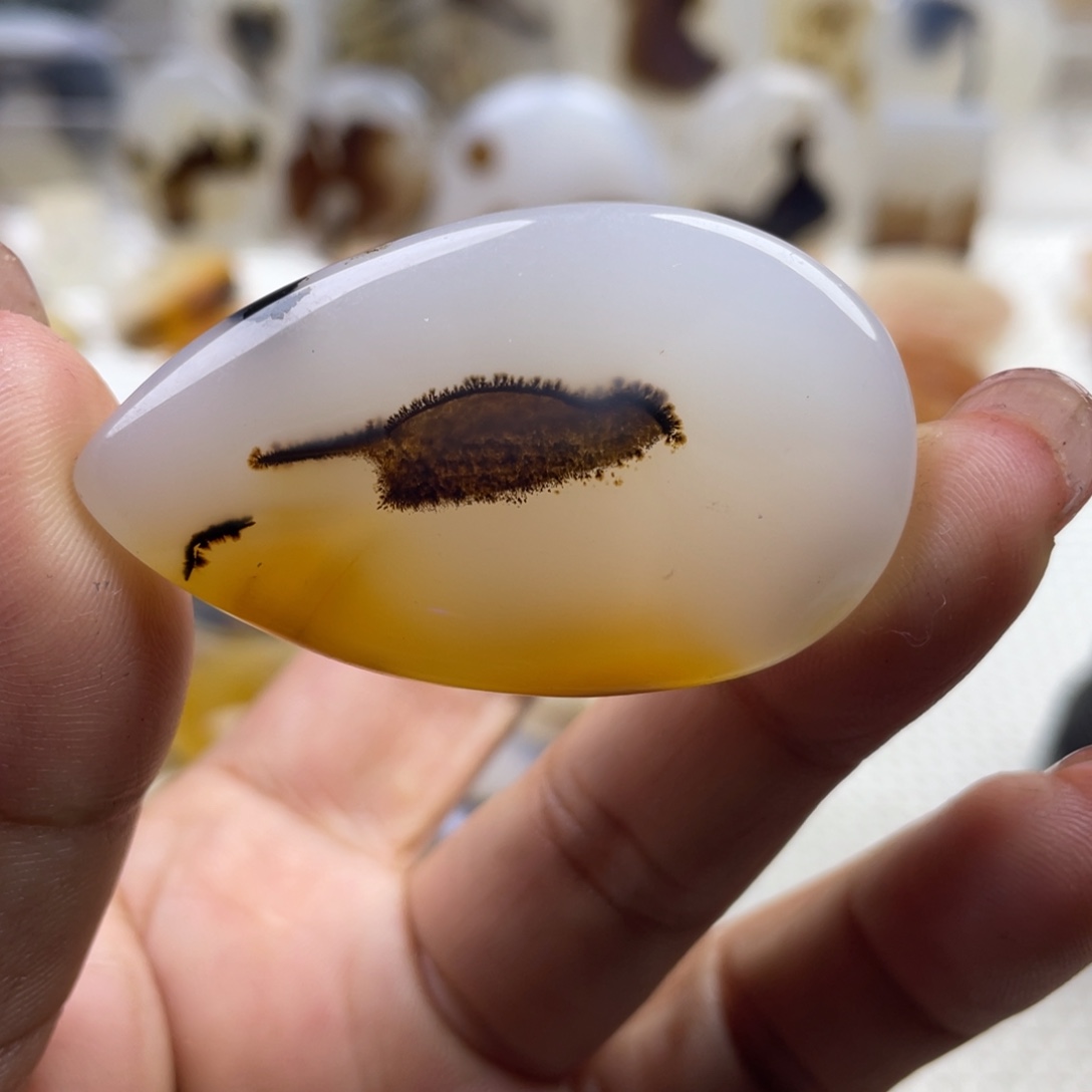 玛瑙/玉髓未镶嵌颈饰