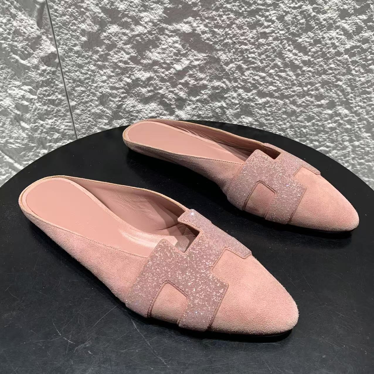 全新未使用 Hermes/爱马仕 37码/豆沙粉满天星闪片款包头半托 887