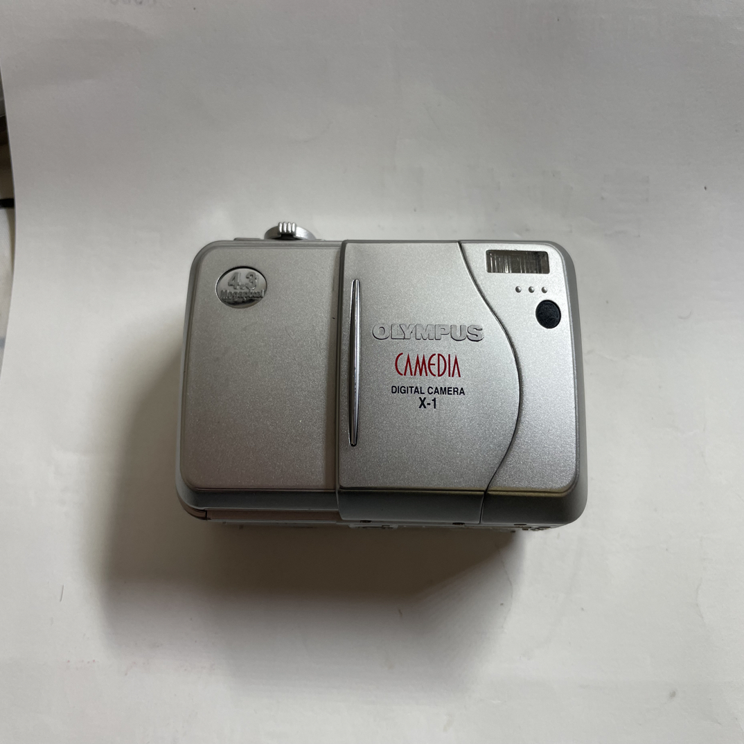 95新 Olympus/奥林巴斯 X1/430万像素伸缩镜头/电池充电器，无卡