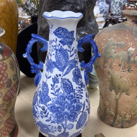 瓶瑕疵瓷片。。。。。。。。。。。。。。。