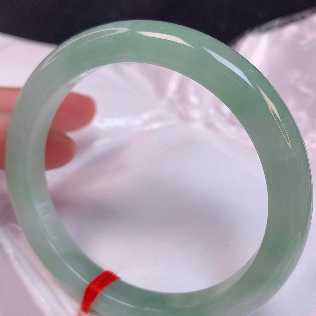 翡翠手镯未镶嵌55 翡翠手镯