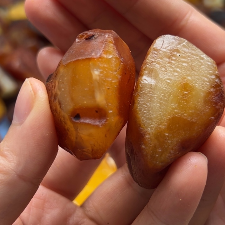 未镶嵌定制琥珀高****线琥珀蜜蜡定制