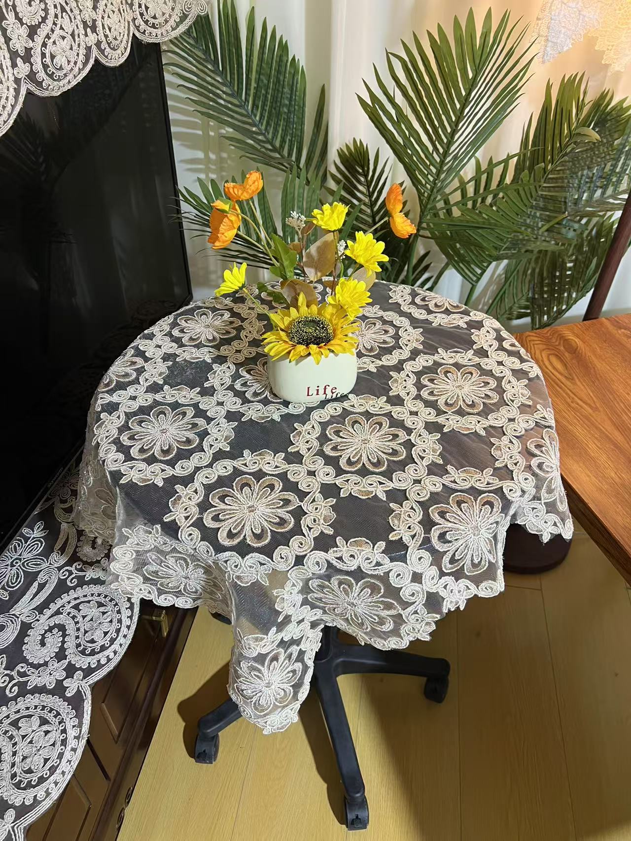 ZN043-4丝光线【85*85】满工花开镂空桌布茶几布多功能盖巾