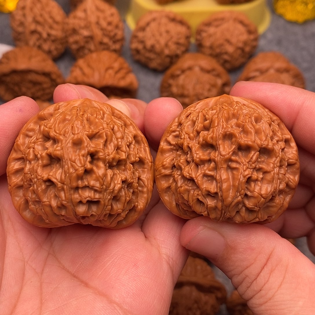 文玩核桃把件43精品毕业水龙纹