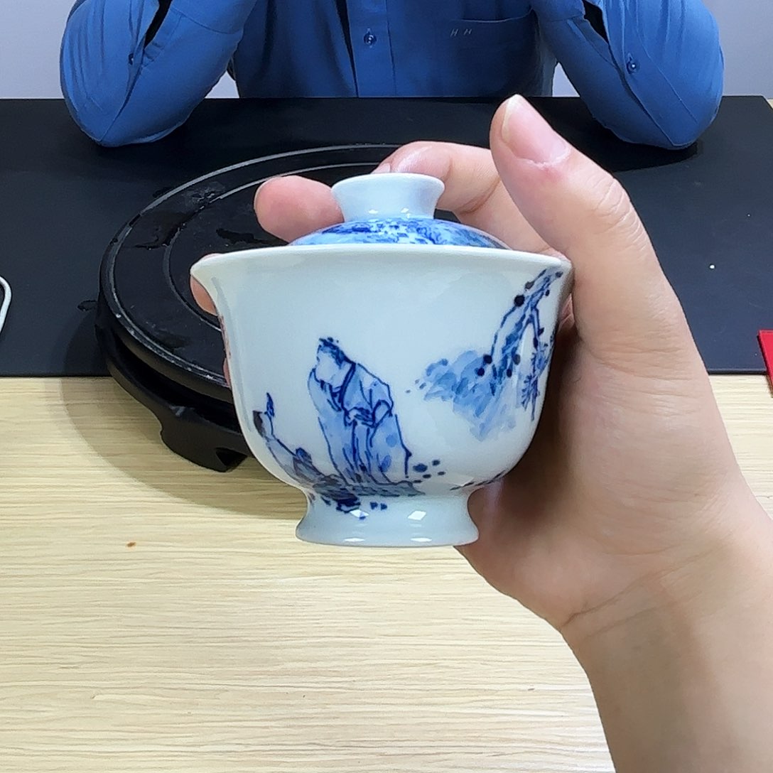 小**哥哈哈哈哈哈哈哈哈哈