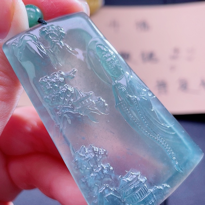 翡翠吊坠(不含链)未镶嵌