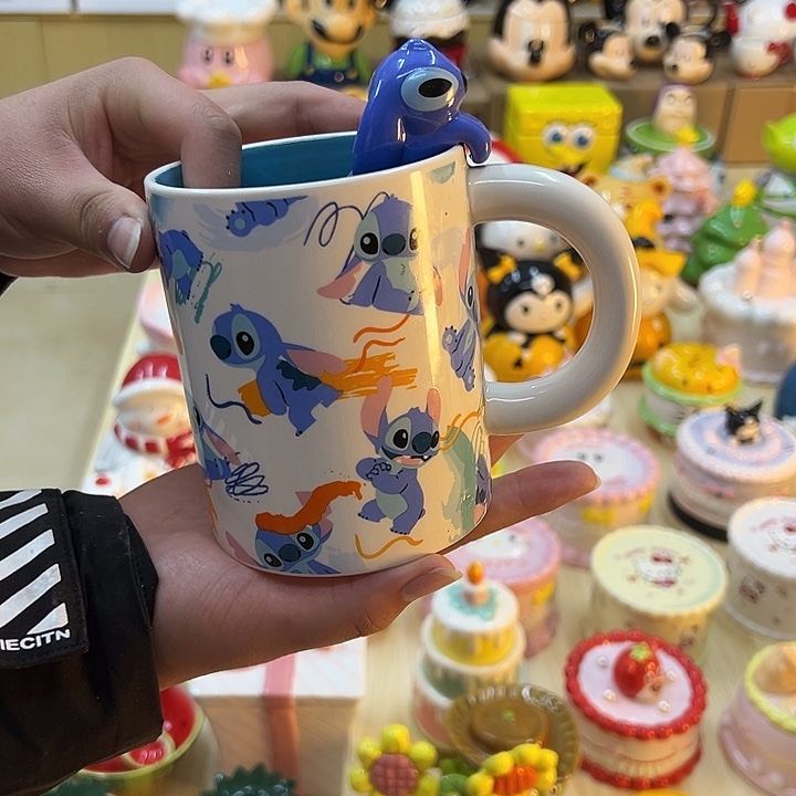 摆件陶瓷等行业的产品出口