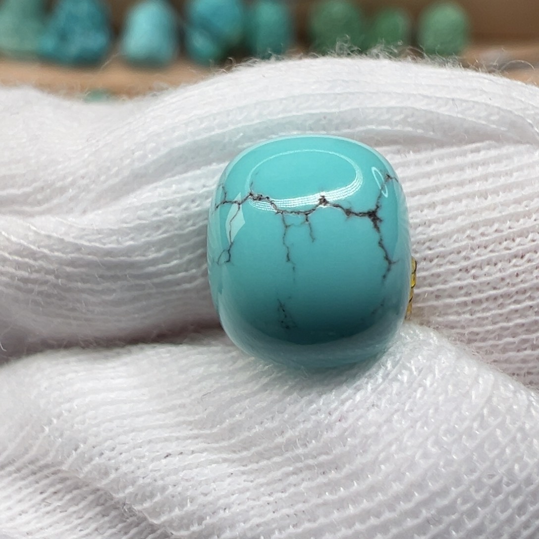 绿松石配饰未镶嵌