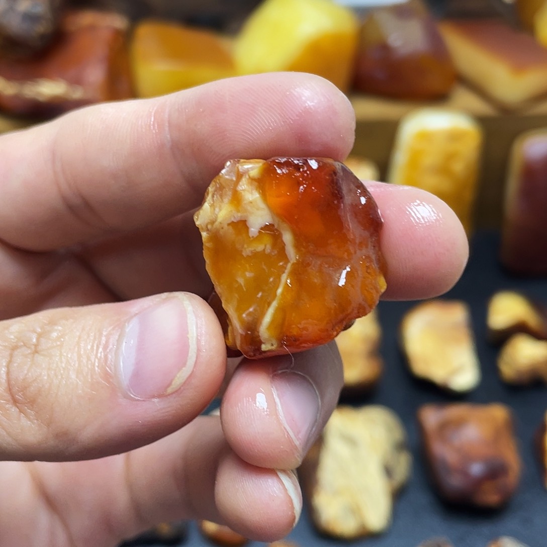 定制琥珀未镶嵌定制