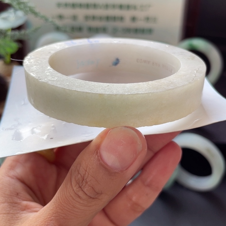 定制翡翠白月光56-60圈未镶嵌