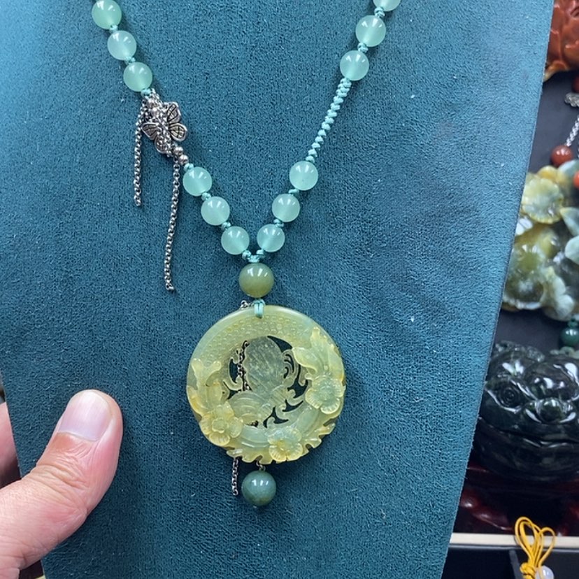 【闪购商品】蛇纹石玉未镶嵌吊坠
