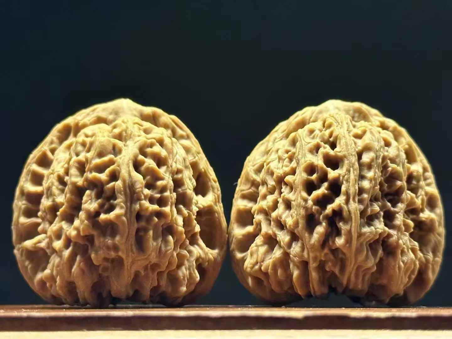 南将石2435号 凹底 粗棱大榴疤 自然矮桩 端肩大肚 宽44/43.8