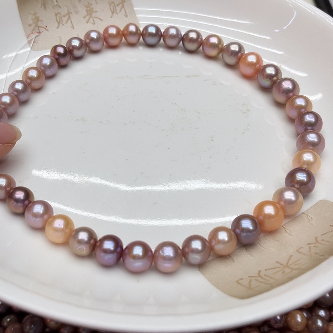 颈饰淡水珍珠未镶嵌