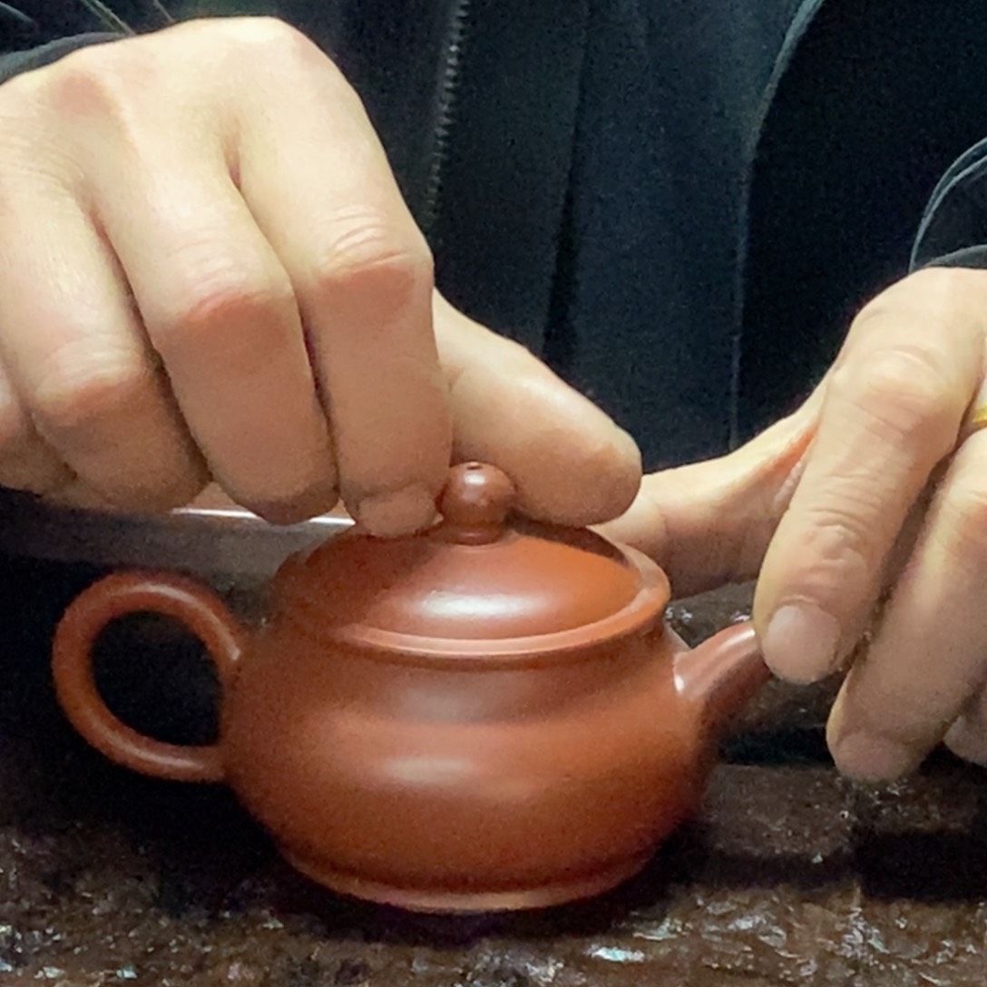 紫砂柴烧朱泥明炉壶