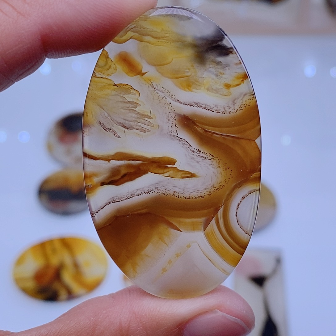 玛瑙/玉髓未镶嵌珠宝半成品